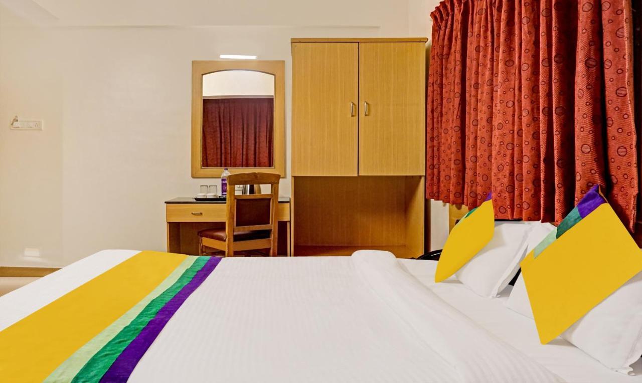 Hotel Itsy Crown Pune